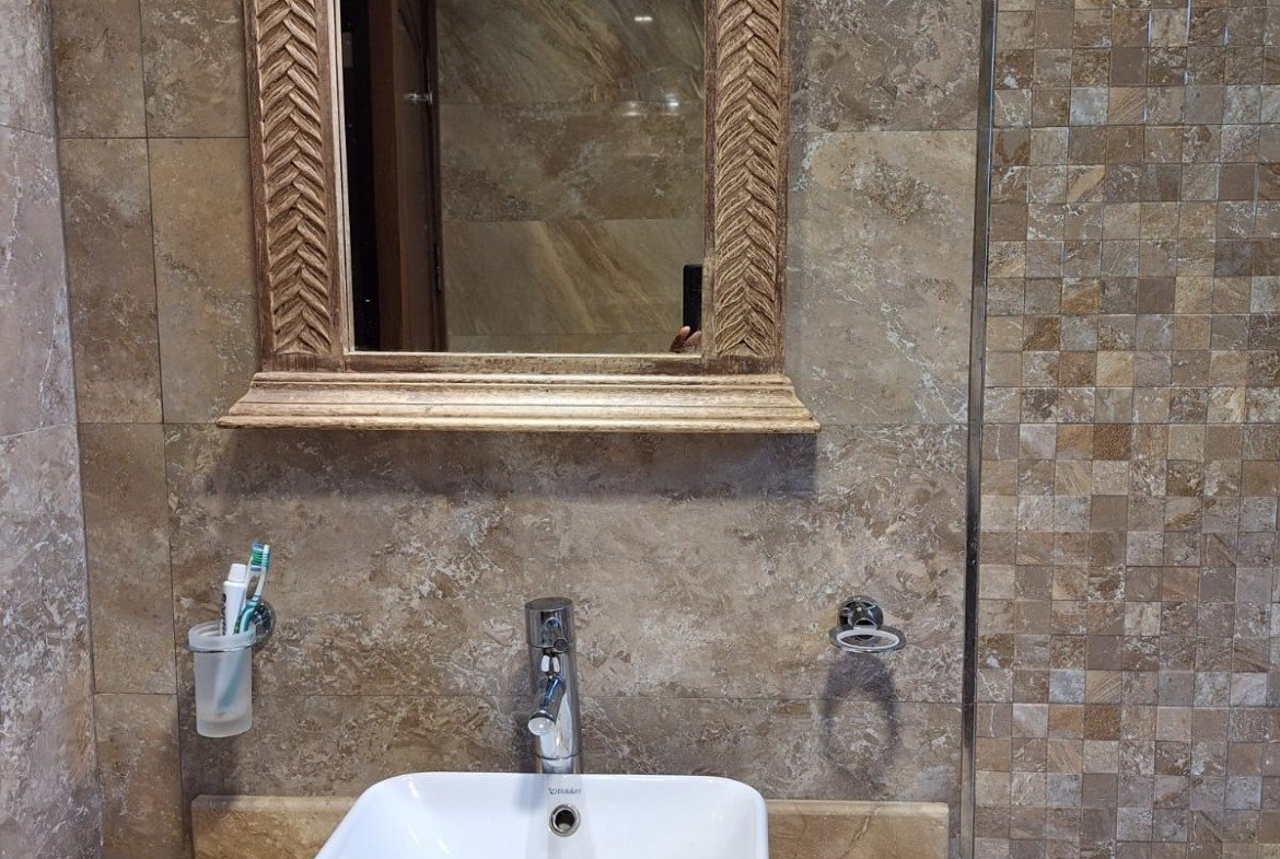 1170