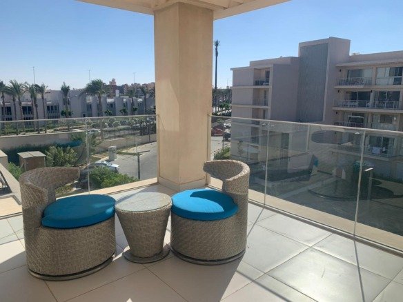 3 Bedroom Chalet for Rent in Marassi