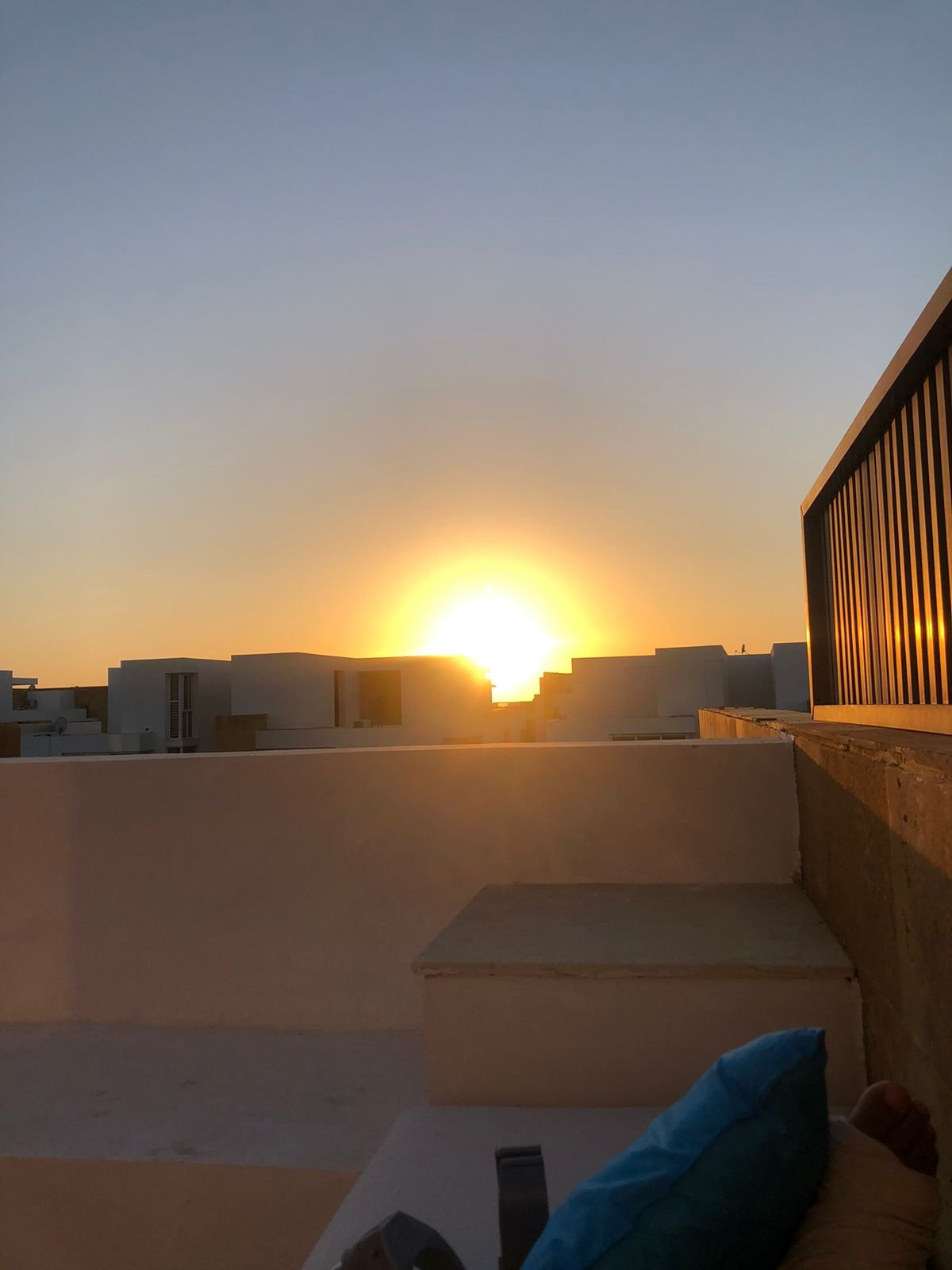 Penthouse for rent with pool view