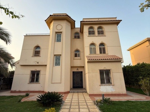7 Bedroom Villa for Sale in Golf Solimaniya, New Cairo