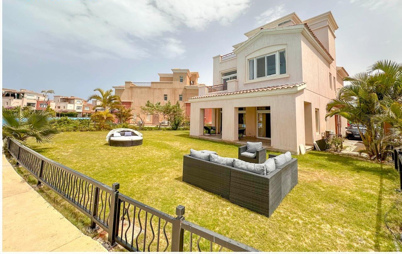 4-bedroom-villa-for-sale-in-marassi-north-coast-2 Lagoon villa for rent in Marassi North Coast