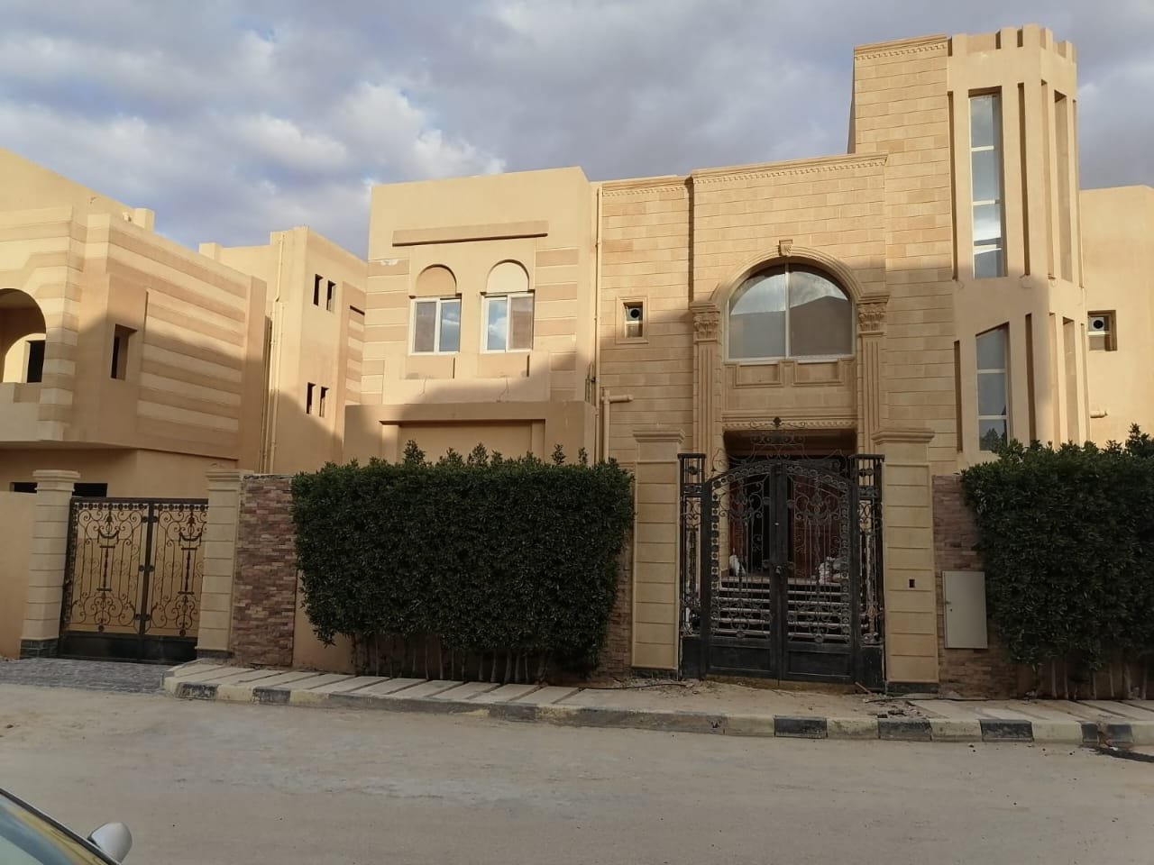41-rc-photo-b13-01-1428-source-07 6 Bedroom Villa for Sale in 5th Settlement New Cairo
