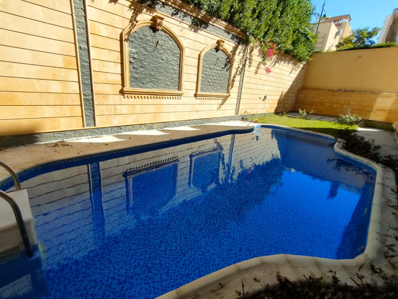 43-rc-photo-b13-03-1428-source-04 6 Bedroom Villa for Sale in 5th Settlement New Cairo