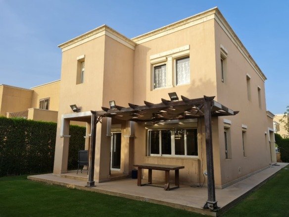 5 bedroom villa for sale in mivida new cairo