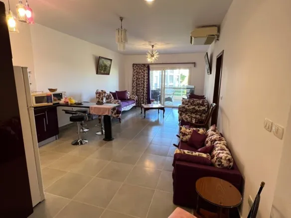 Furnished living room of chalet for rent in Amwaj, North Coast | ريسبشن مفروش لشاليه للإيجار في أمواج، الساحل الشمالي
