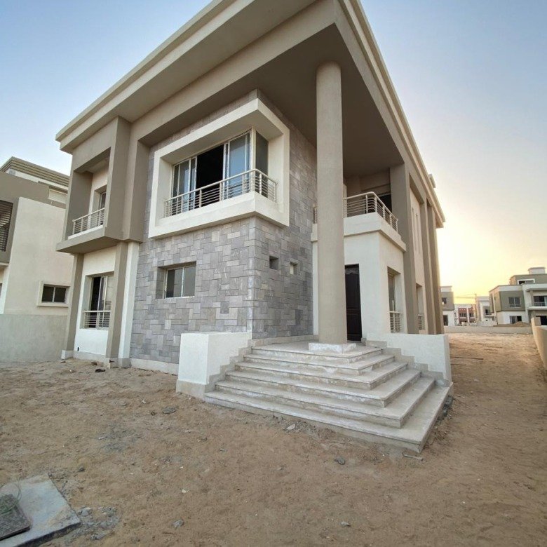 6 bedroom villa for sale in new cairo