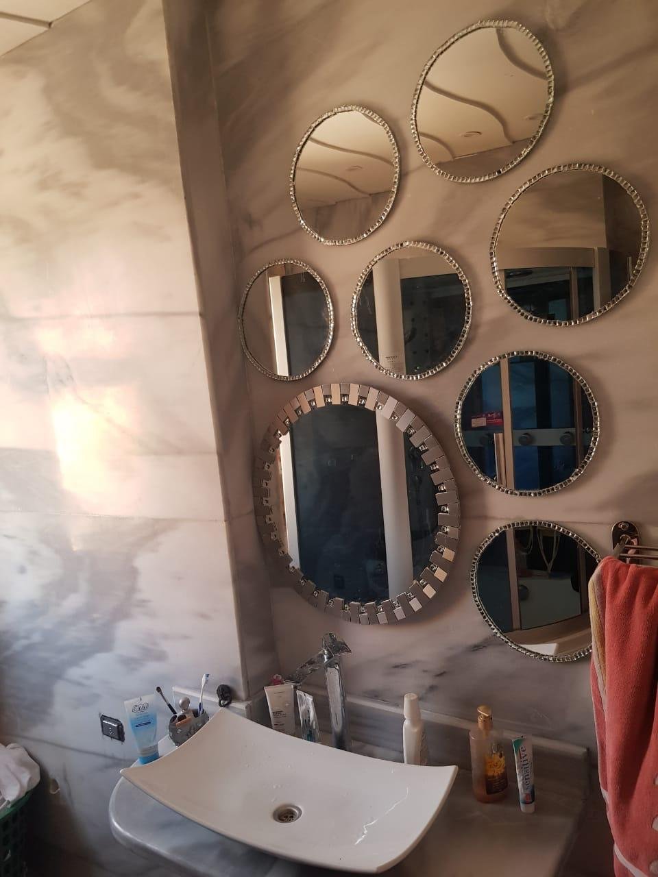Villa for sale with Super-lux interiors
