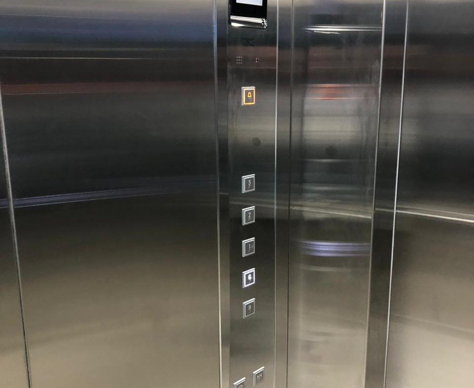 960