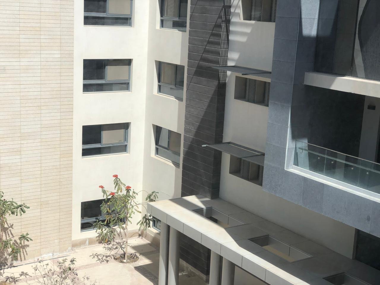 53-10-1498-source-04 عيادة غرفة واحدة للإيجار في مدينة 6 أكتوبر