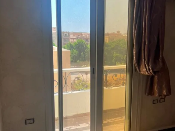 Apartment for sale in Al Banafseg 10, New Cairo - شقة للبيع في فيلات البنفسج 10، التجمع الأول 480-01