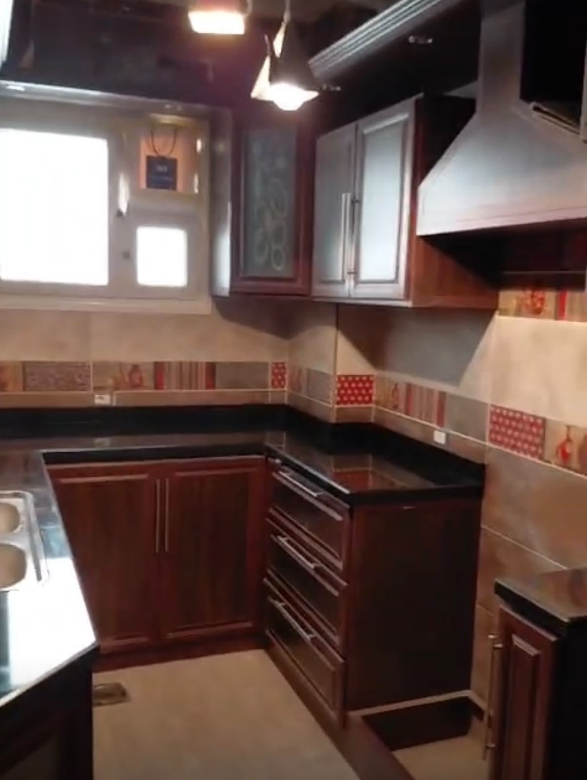 Apartment for sale in Al Banafseg 10, New Cairo - شقة للبيع في فيلات البنفسج 10، التجمع الأول 480-07