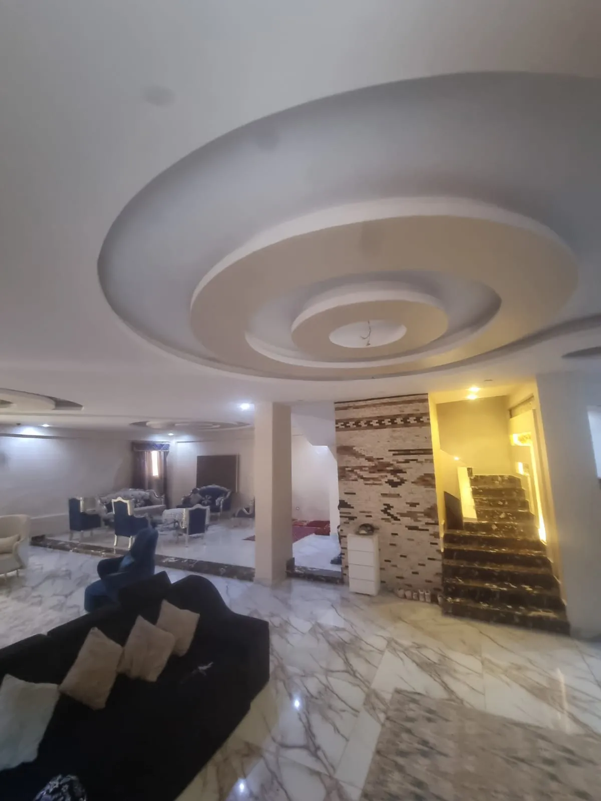 Large hall with a round ceiling and a staircase - duplex in Gardenia Heights, New Cairo
