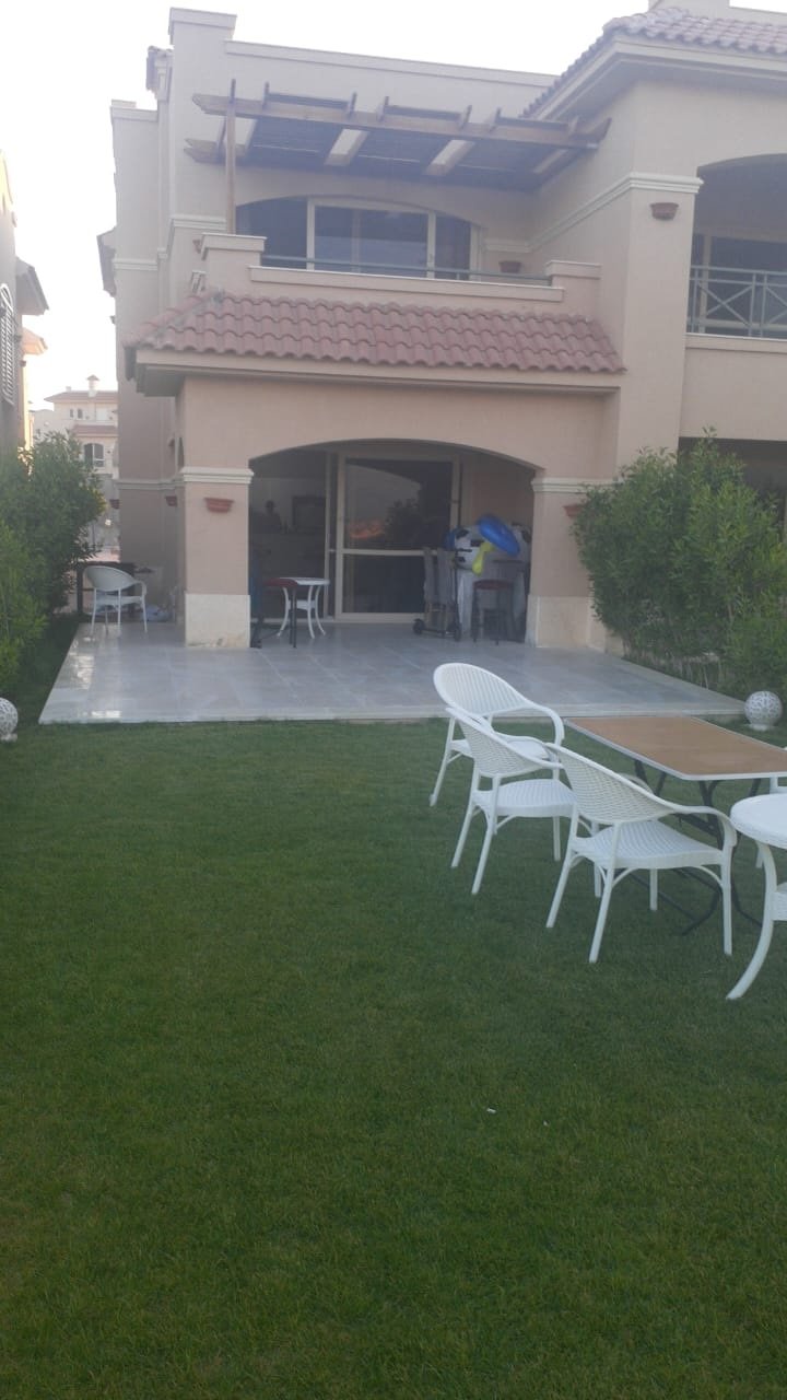 Villa exterior and private garden, La Vista Bay East North Coast twin house for sale | واجهة الفيلا والحديقة الخاصة، توين هاوس للبيع في لافيستا باي إيست الساحل الشمالي