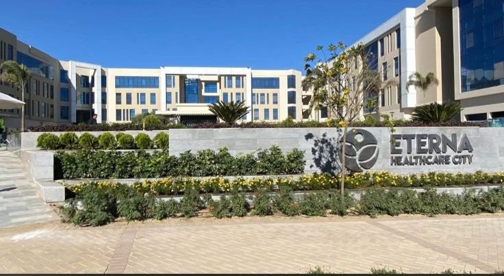 Eterna Healthcare City exterior and sign, Mivida Eterna clinic for rent | واجهة ولافتة إترنا هيلث كير سيتي، عيادة للإيجار في ميفيدا إترنا