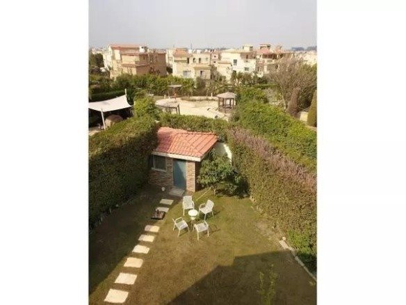 فيلا 7 غرف للبيع في القاهرة الجديدة