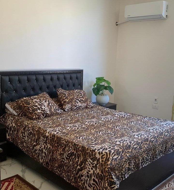 Bedroom with air conditioning, furnished apartment for rent in El-Andalos, Fifth Settlement | غرفة نوم مكيفة، شقة مفروشة للإيجار في الأندلس بالتجمع الخامس