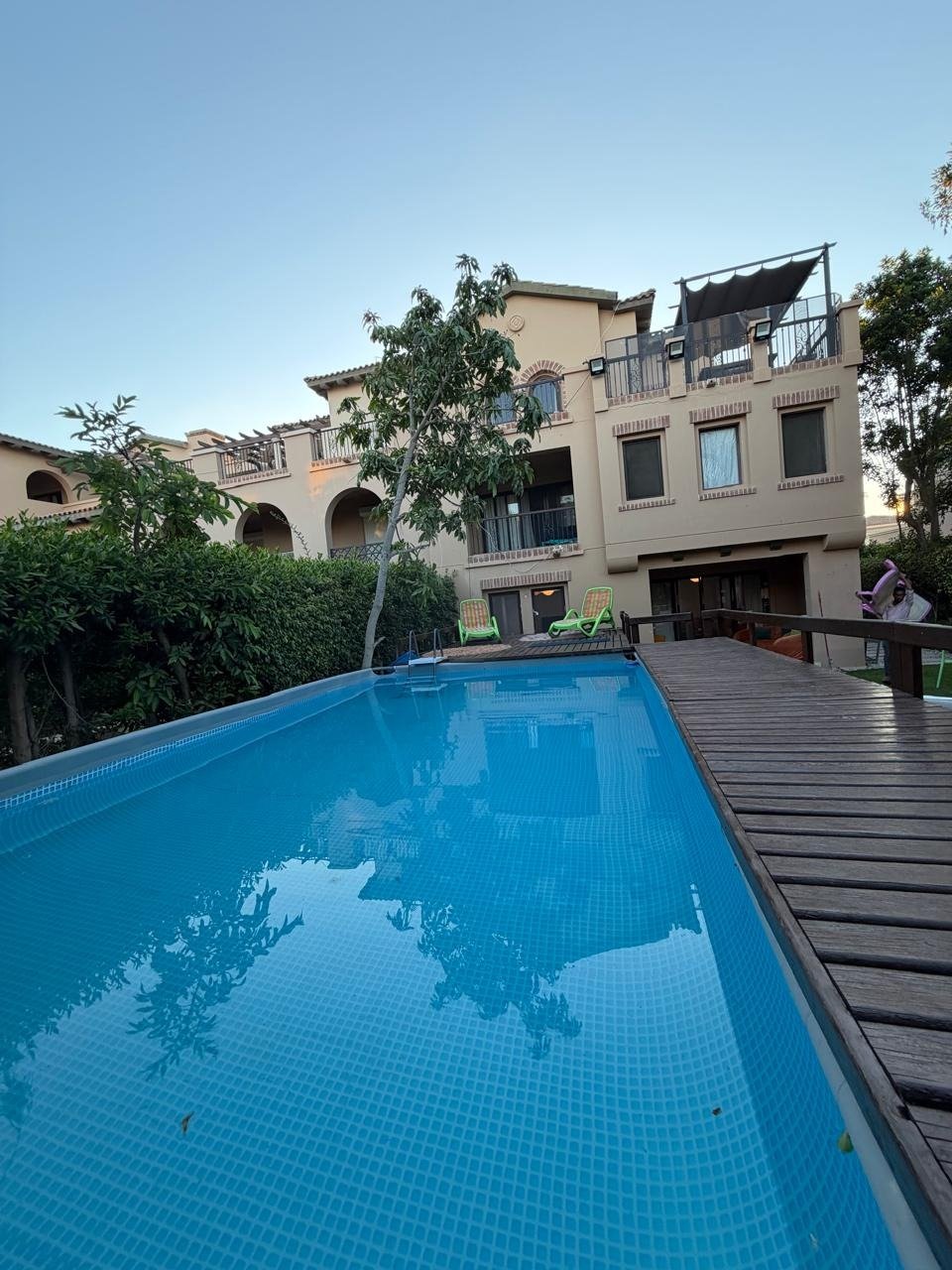 11-marassi-verona-295-00 Villa exterior and private above-ground pool, villa for rent in Marassi Verona, North Coast | واجهة الفيلا وحمام السباحة الخاص فوق الأرض، فيلا للإيجار في مراسي فيرونا، الساحل الشمالي