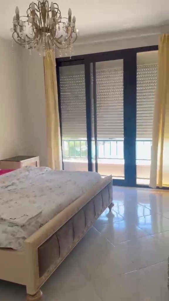 112-marassi-blanca-1-312-04 Bedroom with lagoon-facing doors, villa for rent in Marassi Blanca 1, North Coast | غرفة نوم بأبواب تطل على اللاجون، فيلا للإيجار في مراسي بلانكا 1، الساحل الشمالي
