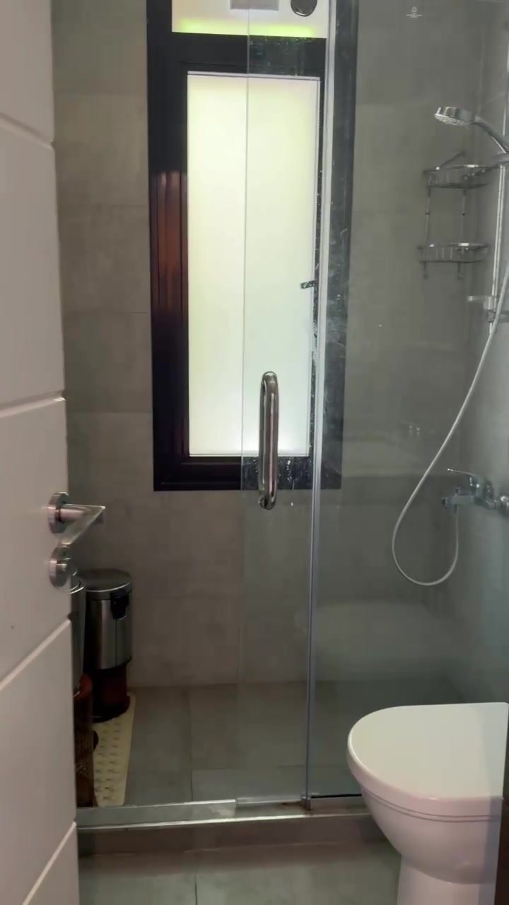 116-marassi-blanca-1-312-08 Bathroom with shower, villa for rent in Marassi Blanca 1, North Coast | حمام مع دش، فيلا للإيجار في مراسي بلانكا 1، الساحل الشمالي