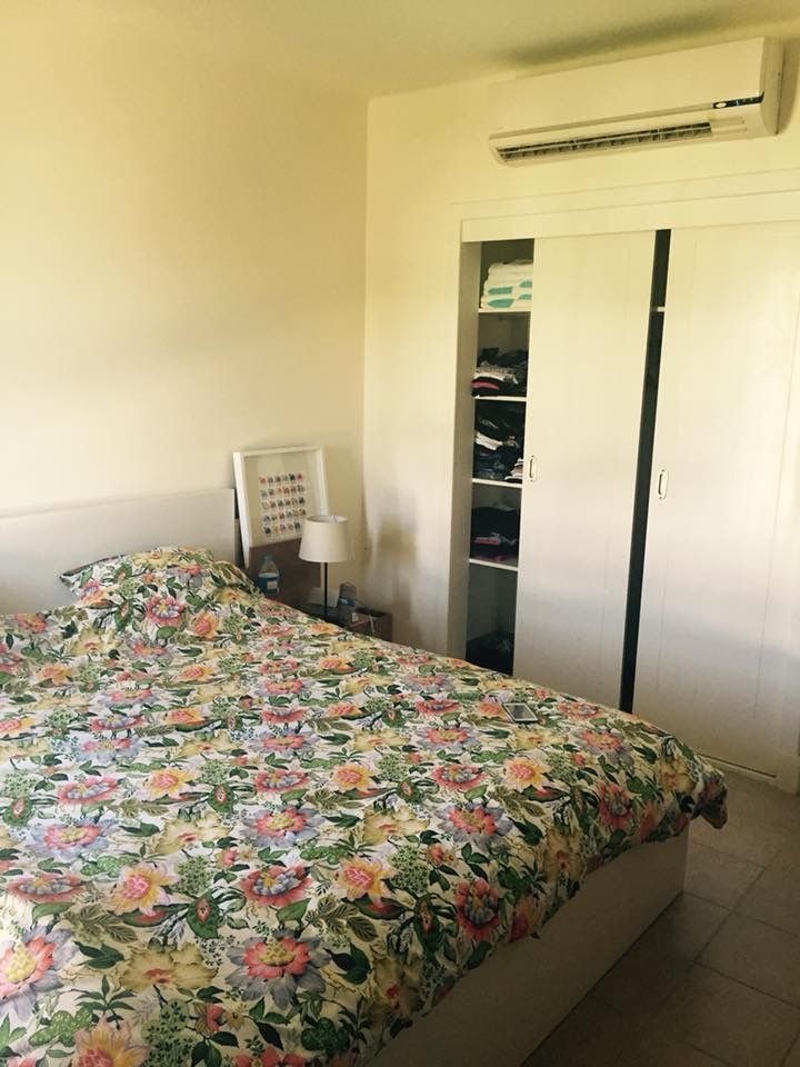 Bedroom with double bed, chalet for rent in Marassi Catania, North Coast | غرفة نوم بسرير مزدوج، شاليه للإيجار في مراسي كاتانيا، الساحل الشمالي