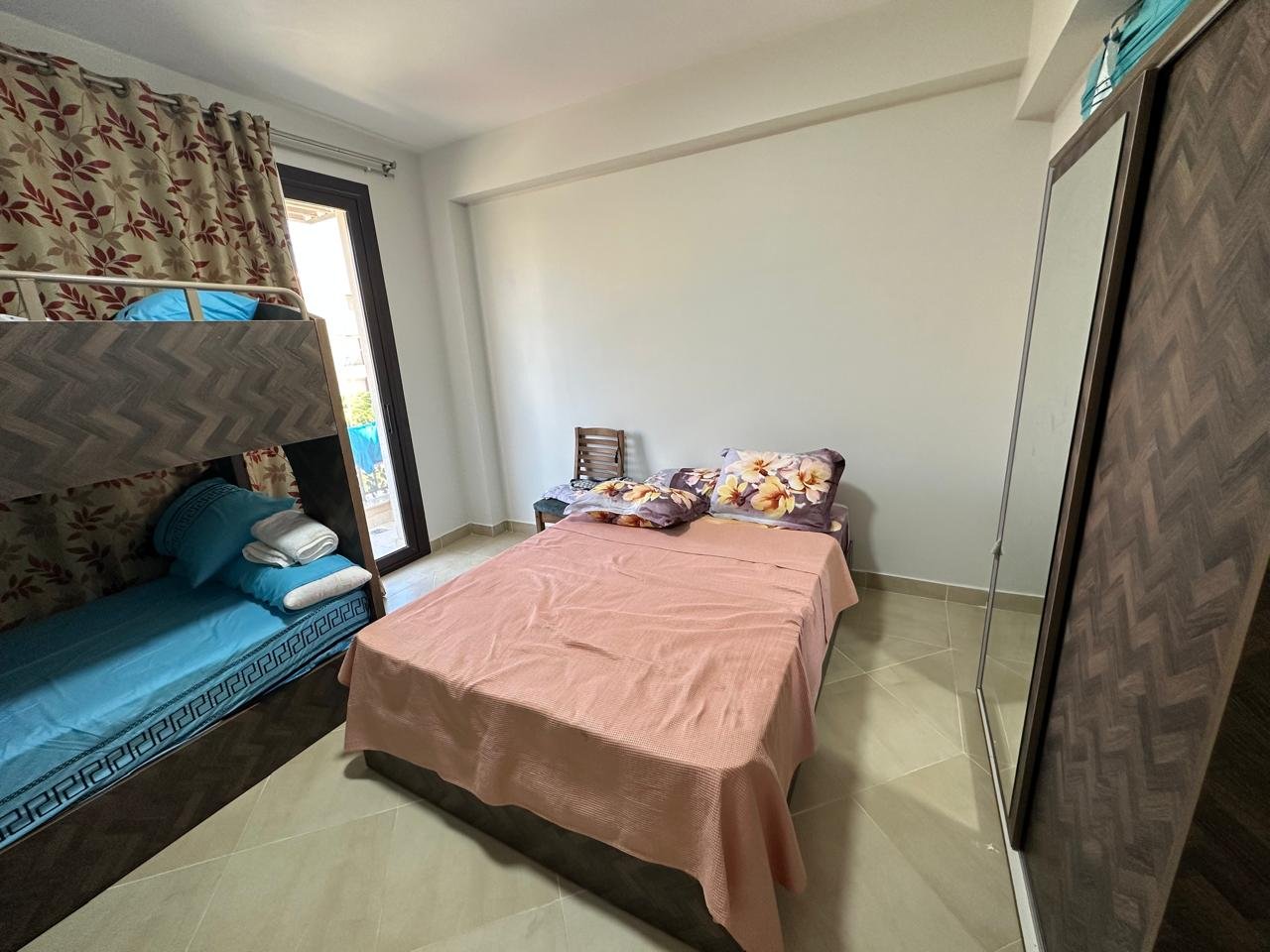 124-marassi-blanca-views-313-06 Another bedroom with bunk beds, villa for rent in Marassi Blanca Views, North Coast | غرفة نوم أخرى بأسرّة بطابقين، فيلا للإيجار في مراسي بلانكا فيوز، الساحل الشمالي
