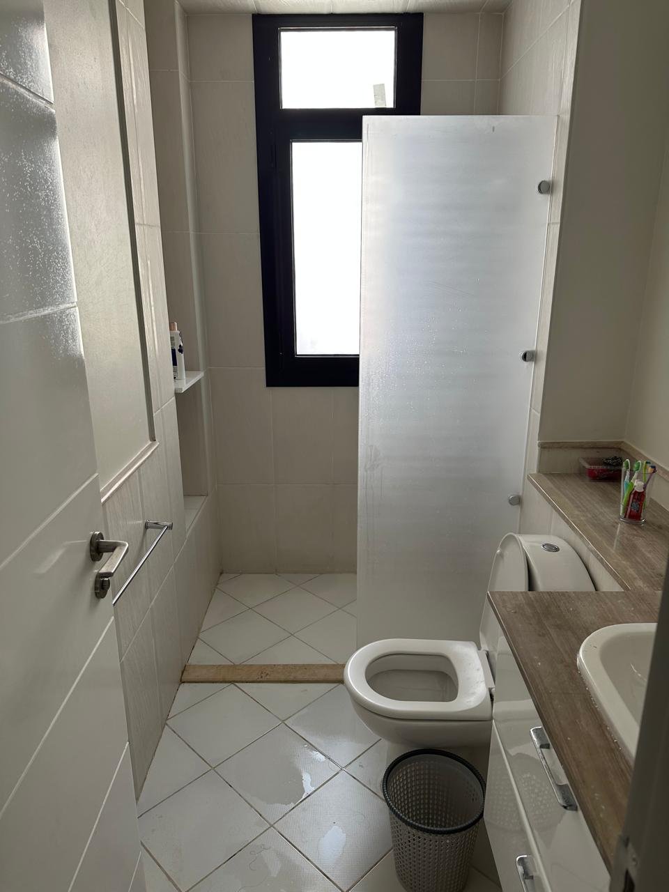 126-marassi-blanca-views-313-08 Bathroom with shower, villa for rent in Marassi Blanca Views, North Coast | حمام مع دش، فيلا للإيجار في مراسي بلانكا فيوز، الساحل الشمالي