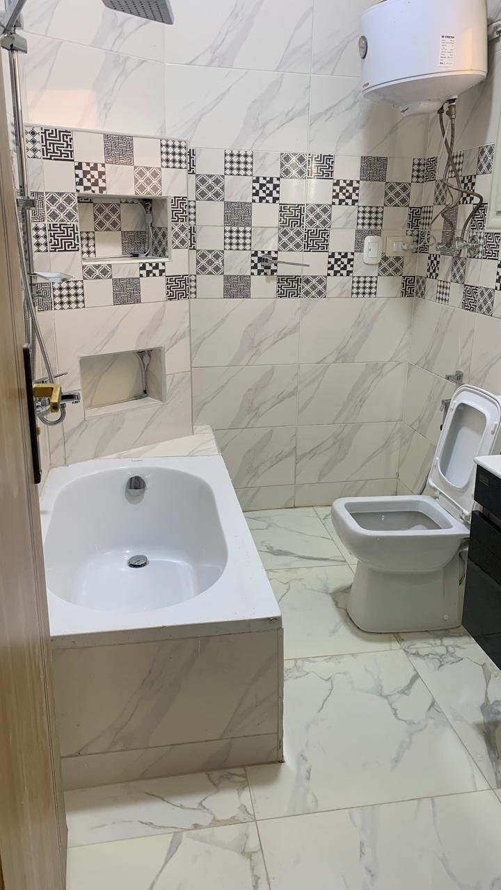 14-andalos-furnished-rent-256-06 Bathroom with bathtub, furnished apartment for rent in El-Andalos, Fifth Settlement | حمام بانيو، شقة مفروشة للإيجار في الأندلس بالتجمع الخامس