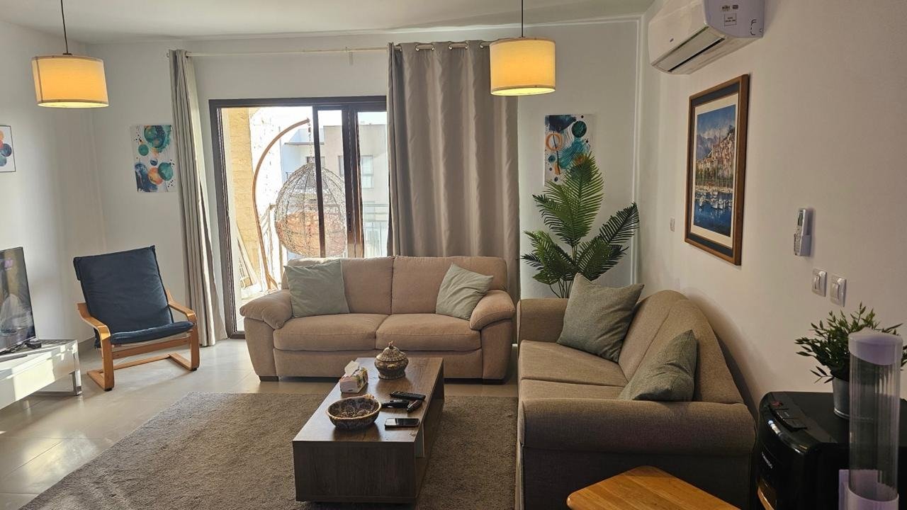 14-marassi-marina-292-03 Living room seating, chalet for rent in Marassi Marina 1, North Coast | جلسة غرفة المعيشة، شاليه للإيجار في مراسي مارينا 1، الساحل الشمالي