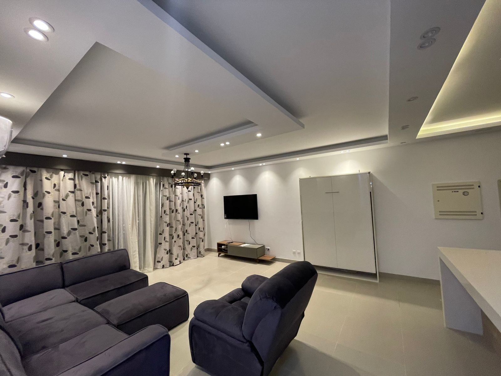 14-marassi-marina1-chalet-rent-238-03 Modern furnished living room, Marassi Marina 1 North Coast chalet for rent | غرفة المعيشة بفرش مودرن، شاليه للإيجار في مراسي مارينا 1 الساحل الشمالي