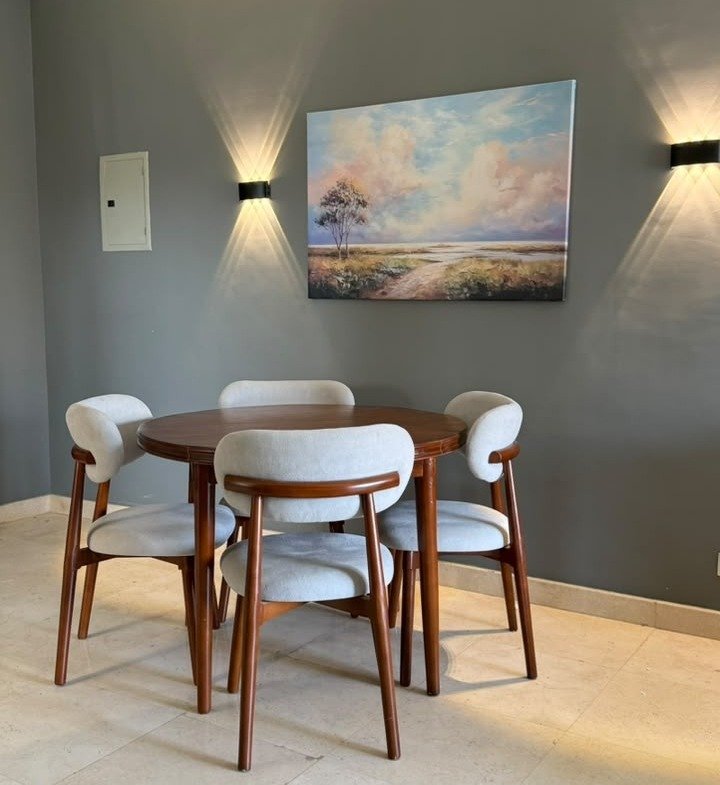 Dining space, The Village penthouse for sale | مساحة السفرة، بنتهاوس للبيع في ذا فيلدج