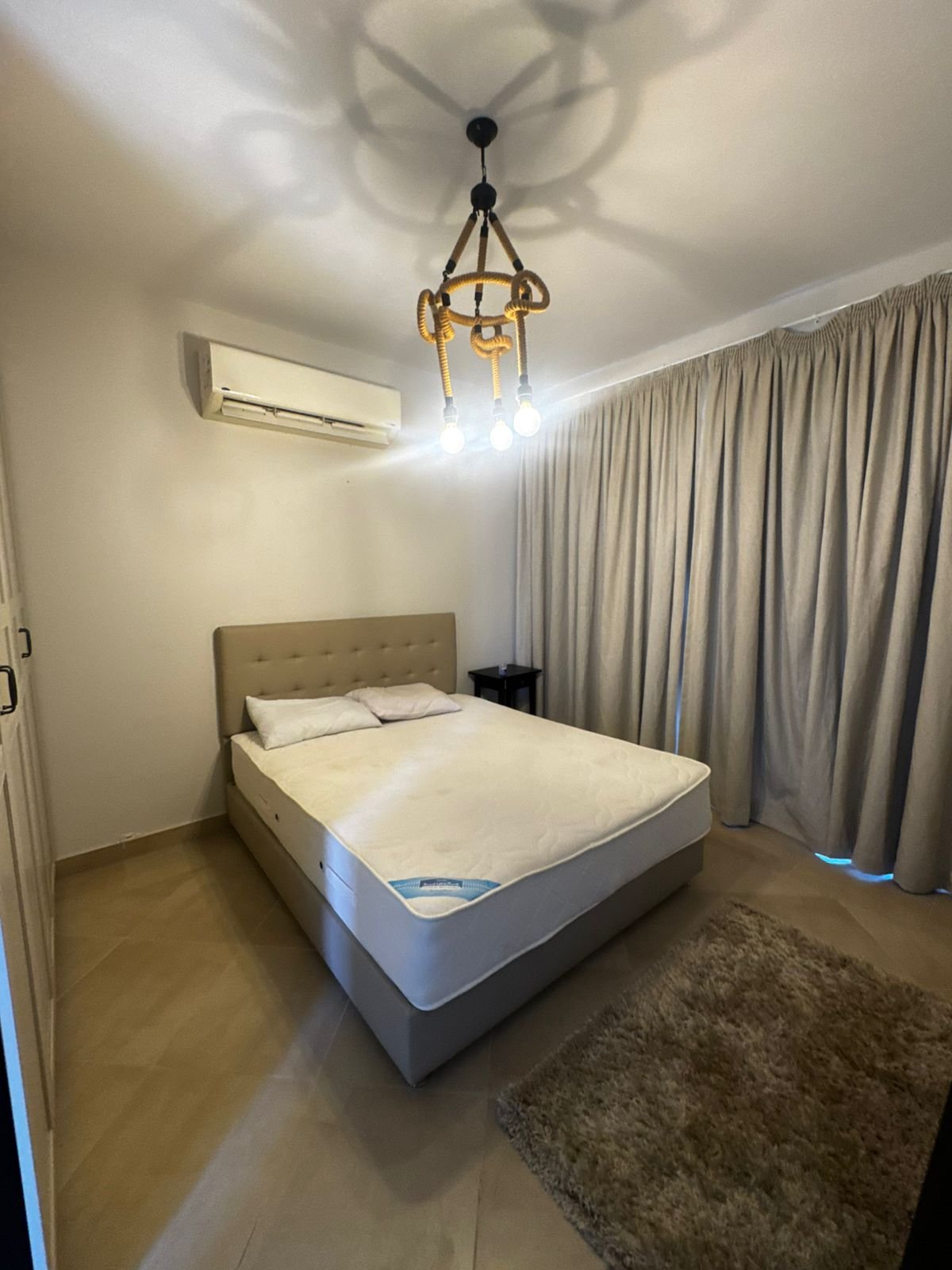 153-marassi-blanca-twin-sale-321-08 Bedroom with twin beds, twin house for sale in Marassi Blanca, North Coast | غرفة نوم بسريرين، توين هاوس للبيع في مراسي بلانكا، الساحل الشمالي