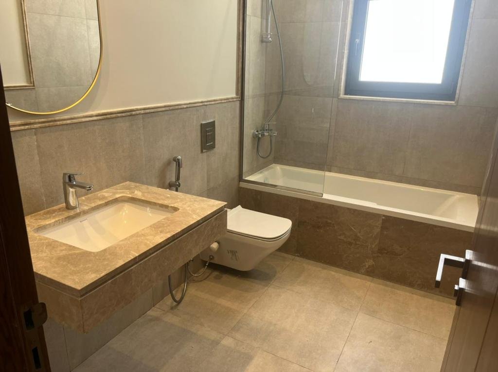 Hotel Apartment for Sale in Aeon Towers, 6th of October | 230 sqm, Main Street View