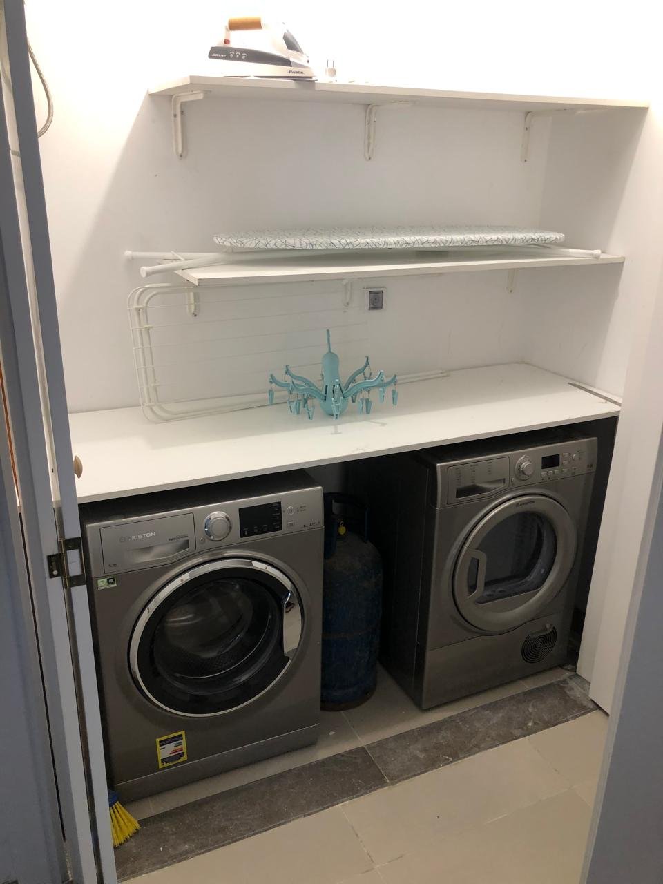 Laundry with washer and dryer, chalet for sale in Marassi Marina 1, North Coast | غرفة الغسيل بغسالة ومجفف، شاليه للبيع في مراسي مارينا 1، الساحل الشمالي