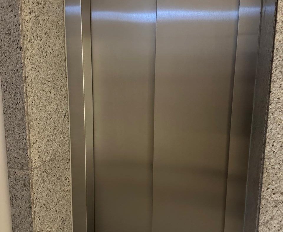 960