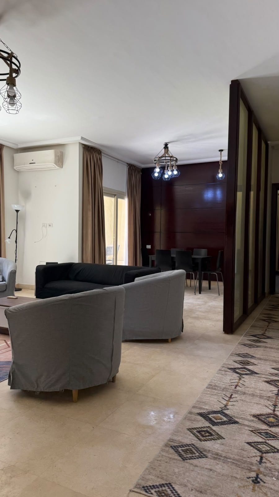 Furnished reception and living room, The Village apartment for sale | ريسيبشن ومعيشة مفروشان، شقة للبيع في ذا فيلدج