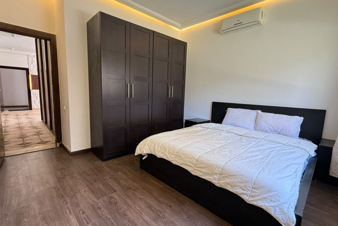 Master bedroom, The Village apartment for sale | غرفة ماستر، شقة للبيع في ذا فيلدج
