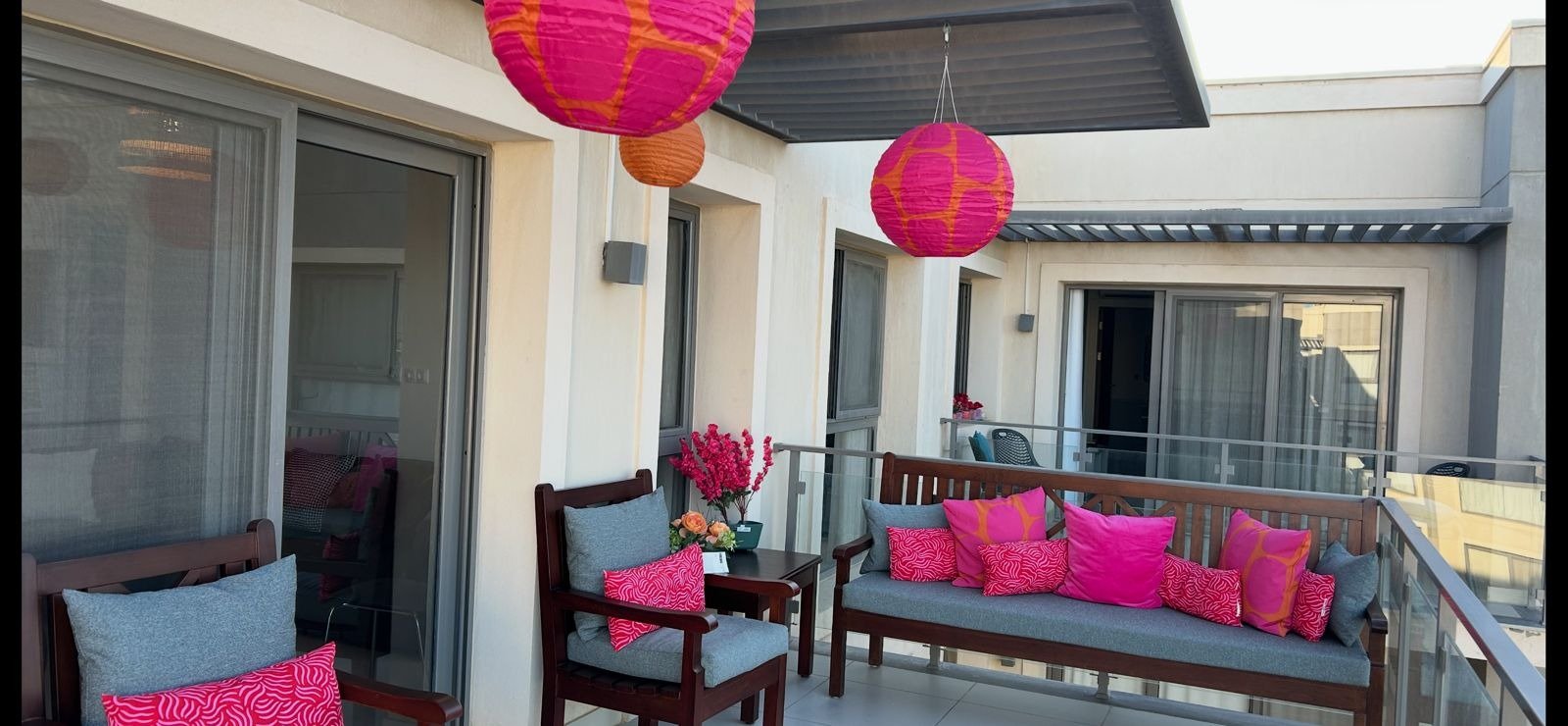 Outdoor terrace seating, chalet for rent in Marassi Marina Views, North Coast | جلسة التراس الخارجية، شاليه للإيجار في مراسي مارينا فيوز، الساحل الشمالي