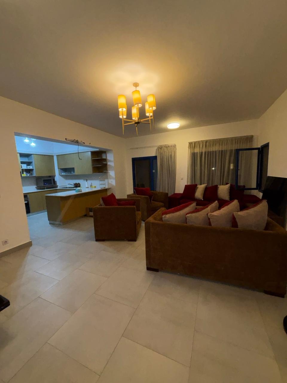 30-marassi-greek-301-01 Second angle of the furnished reception, villa for rent in Marassi Greek Village, North Coast | زاوية أخرى للريسيبشن المفروش، فيلا للإيجار في مراسي جريك، الساحل الشمالي