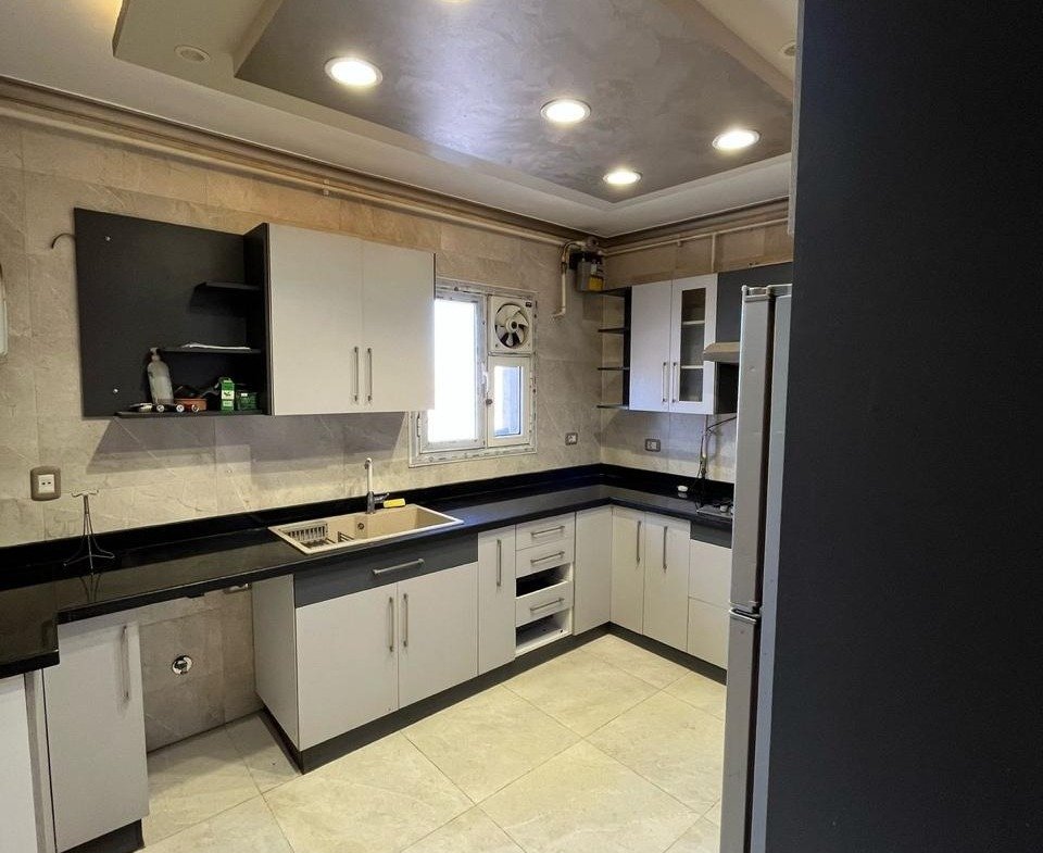 Fitted kitchen, The Square apartment for rent | مطبخ مجهز، شقة للإيجار في ذا سكوير
