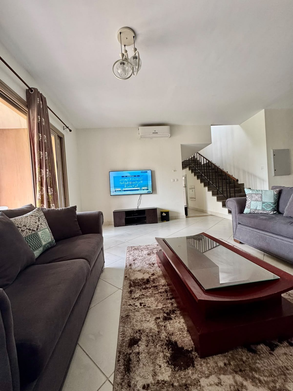 32-marassi-verdi-282-03 Reception and staircase, penthouse for rent in Marassi Verdi, Sidi Abd El Rahman, North Coast - R&C Estate | ريسيبشن وسلم داخلي، بنتهاوس للإيجار في مراسي فيردي، سيدي عبد الرحمن، الساحل الشمالي - R&C Estate