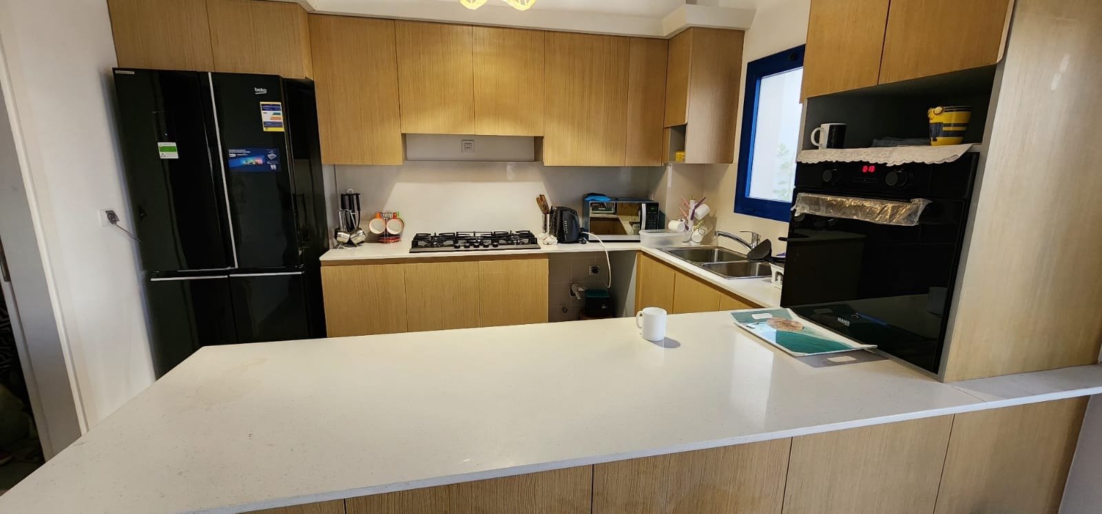 34-marassi-greek-294-03 Equipped kitchen, villa for rent in Marassi Greek Village, North Coast | مطبخ مجهز، فيلا للإيجار في مراسي جريك، الساحل الشمالي