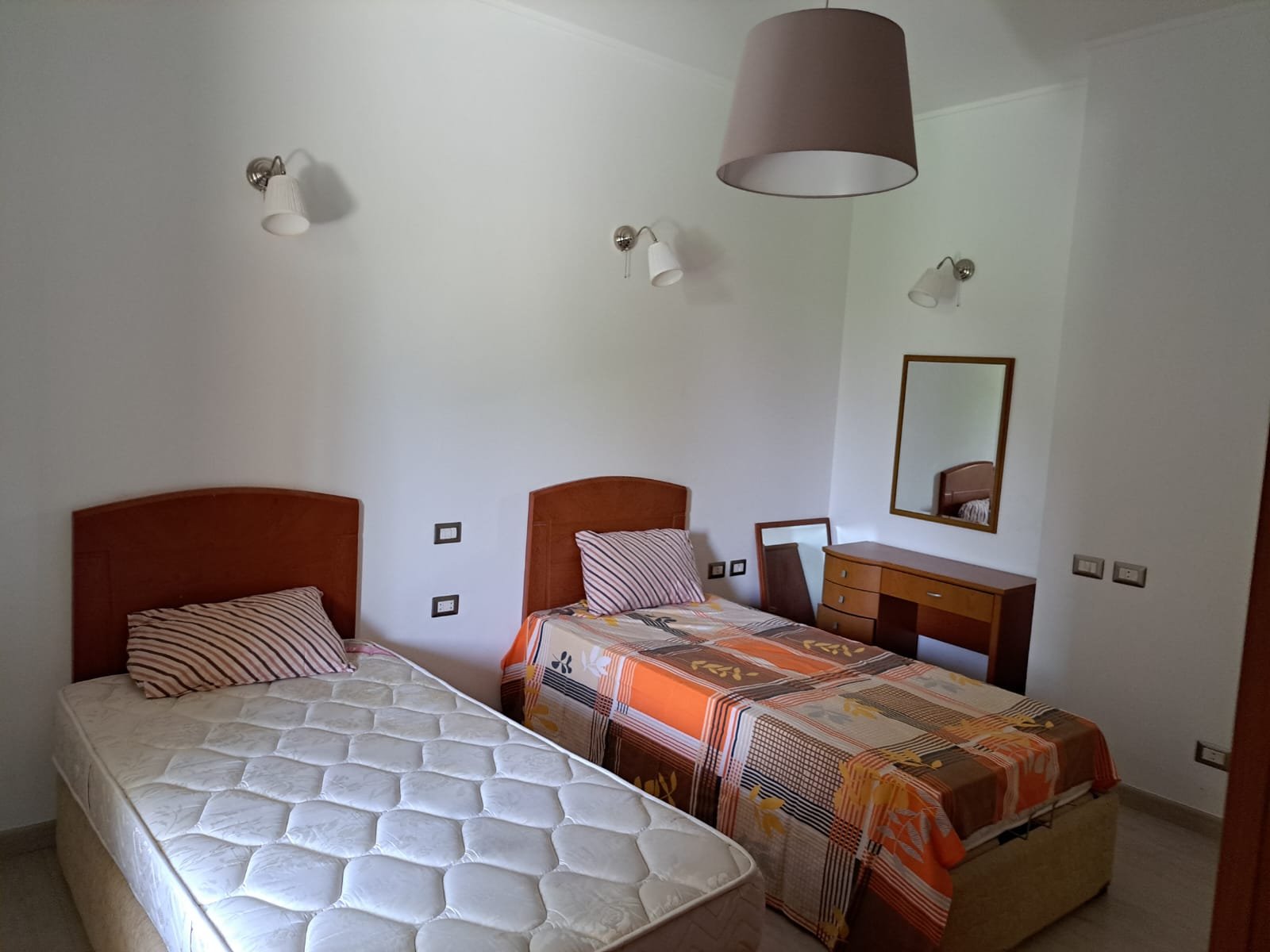 4-1593-source-04 شقة 2 غرف للإيجار في بالم هيلز