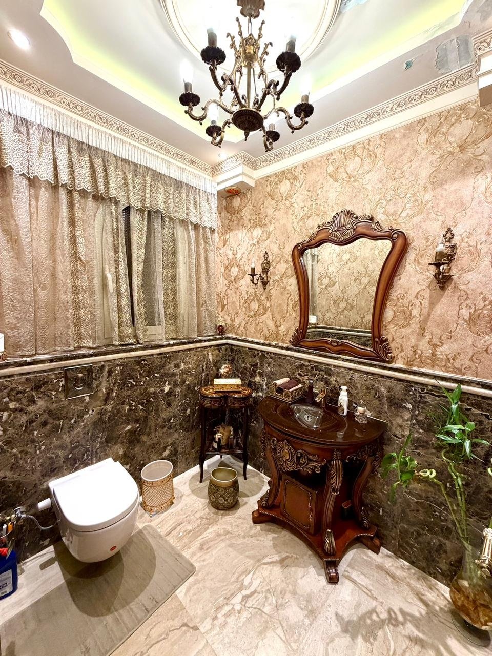 Marble bathroom, Deyar twin house for sale | حمام رخامي، توين هاوس للبيع في ديار