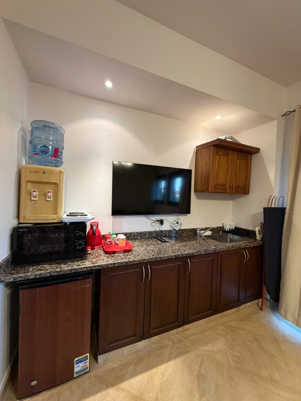 5-marassi-victoria-291-04 Kitchen counter and appliances, villa for rent in Marassi Victoria, North Coast | المطبخ والأجهزة، فيلا للإيجار في مراسي فيكتوريا، الساحل الشمالي