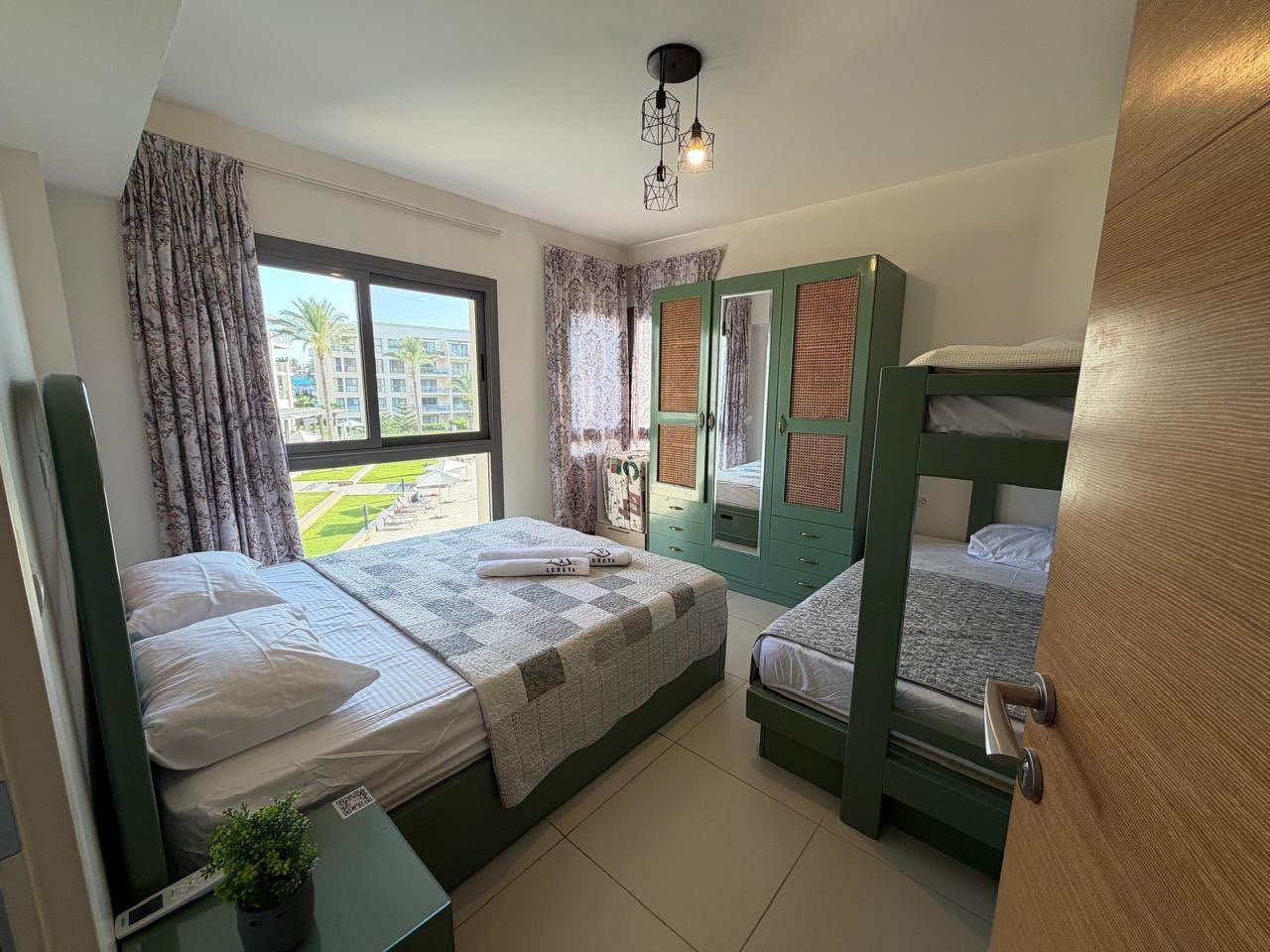 51-marassi-marina-2-304-04 Second angle of the furnished bedroom, chalet for rent in Marassi Marina 2, North Coast | زاوية أخرى لغرفة النوم المفروشة، شاليه للإيجار في مراسي مارينا 2، الساحل الشمالي