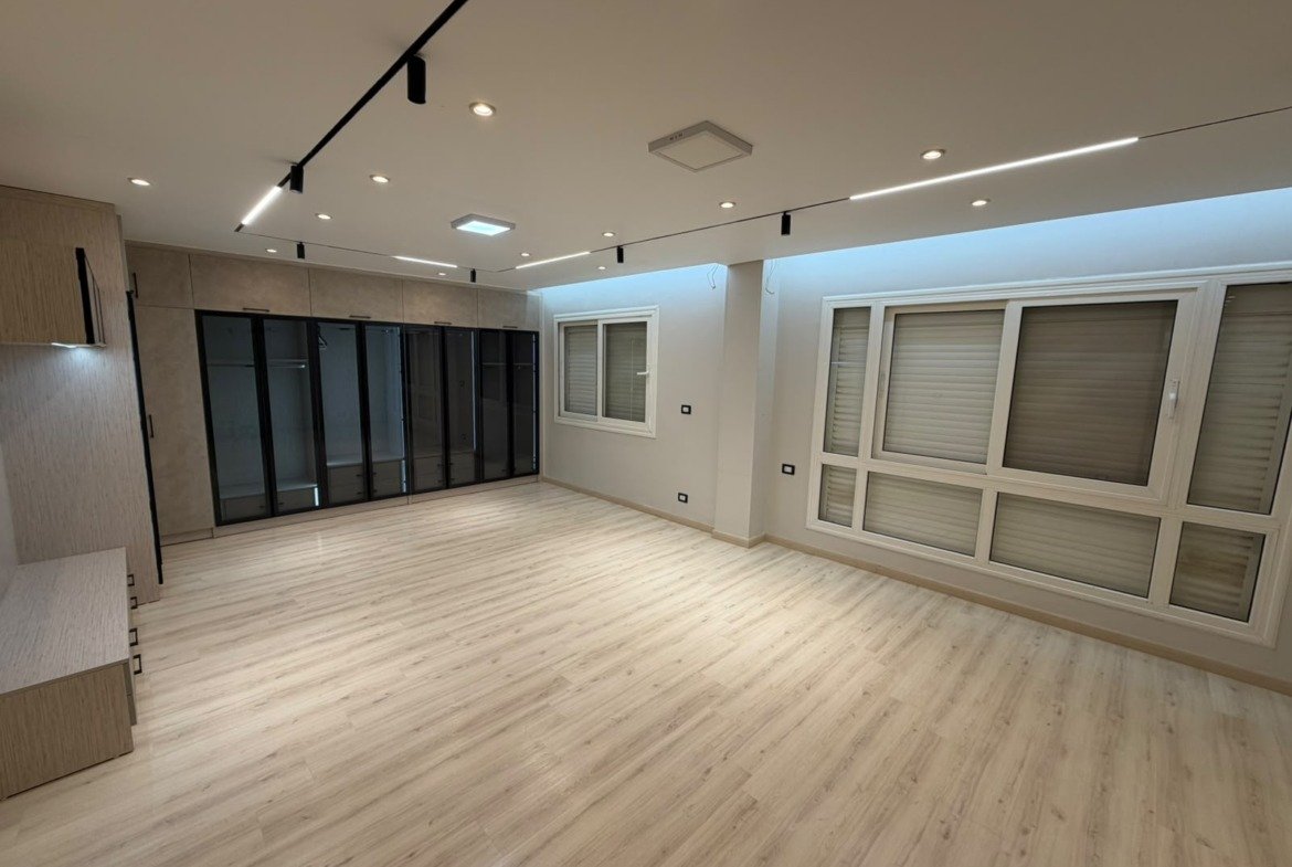 Apartment for Sale in Madinaty B12 - 8 Bedrooms, Garden View