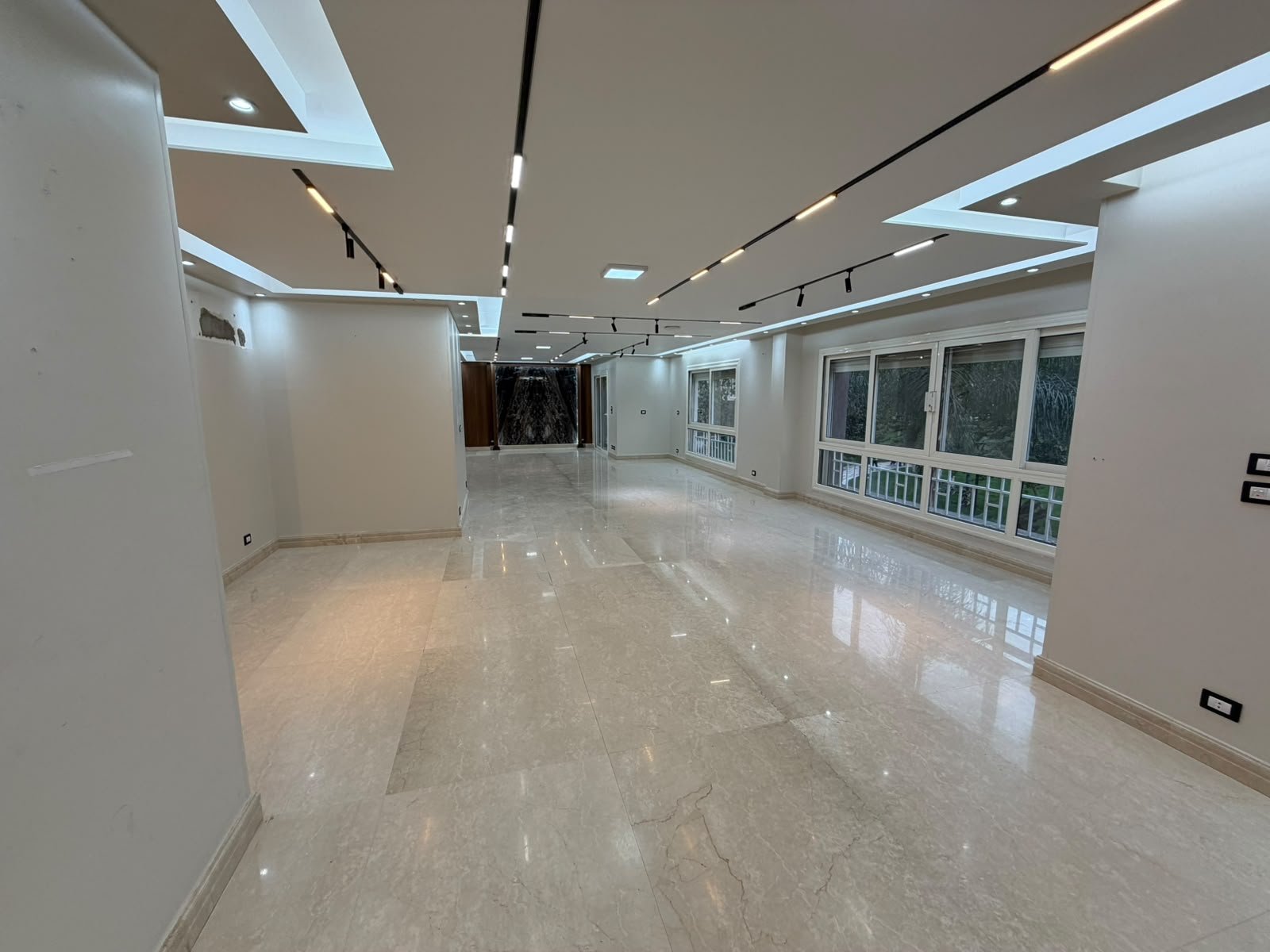 Apartment for Sale in Madinaty B12 - 8 Bedrooms, Garden View