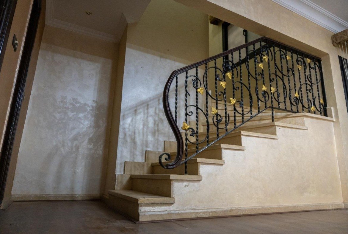 Duplex for Sale in Zizinia New Cairo - 3 Bedrooms, Private Garden