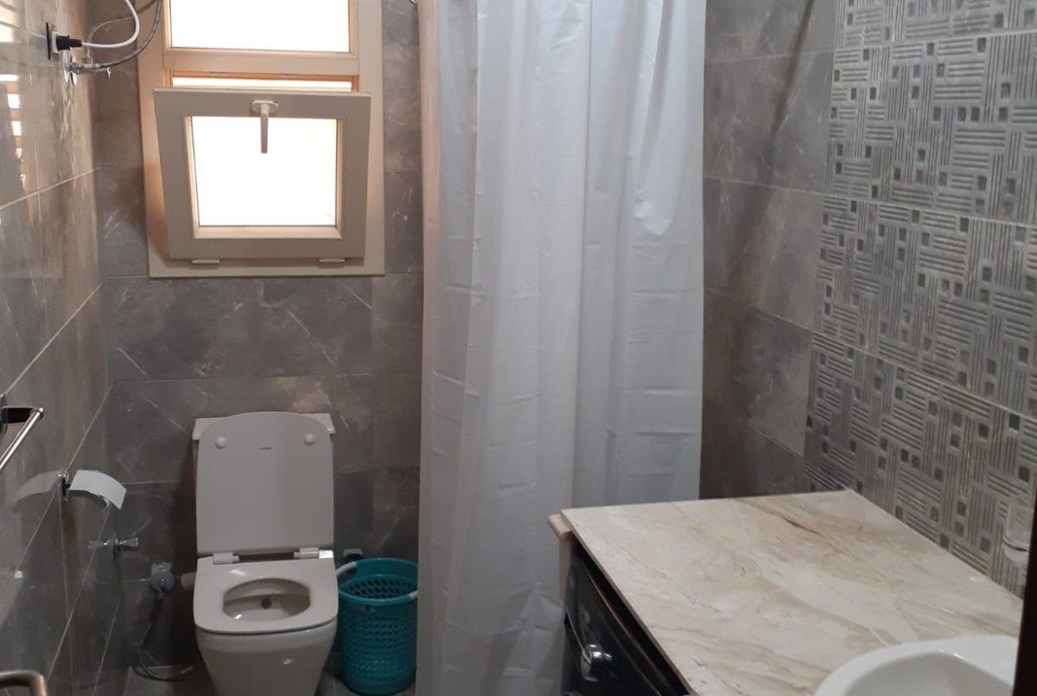 Bathroom with shower, La Vista Bay East North Coast twin house for sale | حمام بدش، توين هاوس للبيع في لافيستا باي إيست الساحل الشمالي