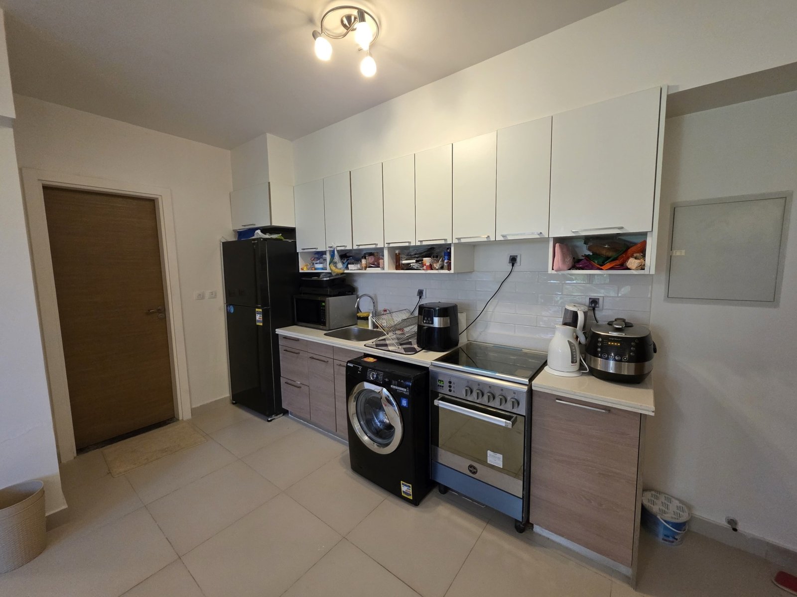 Equipped kitchen, chalet for rent in Marassi Marina 1, North Coast | مطبخ مجهز، شاليه للإيجار في مراسي مارينا 1، الساحل الشمالي